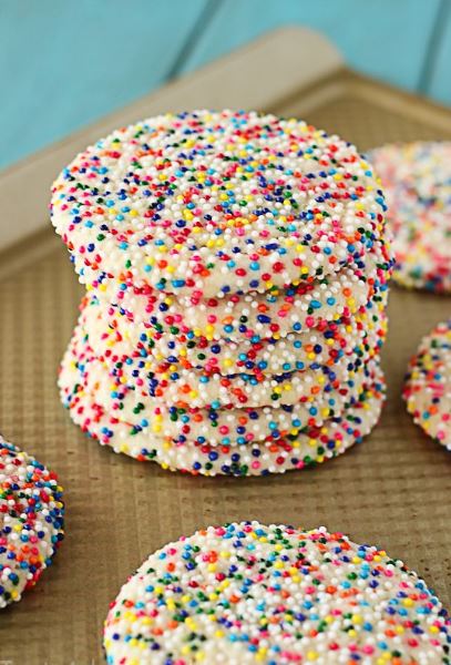 Sugar Cookies With Sprinkles