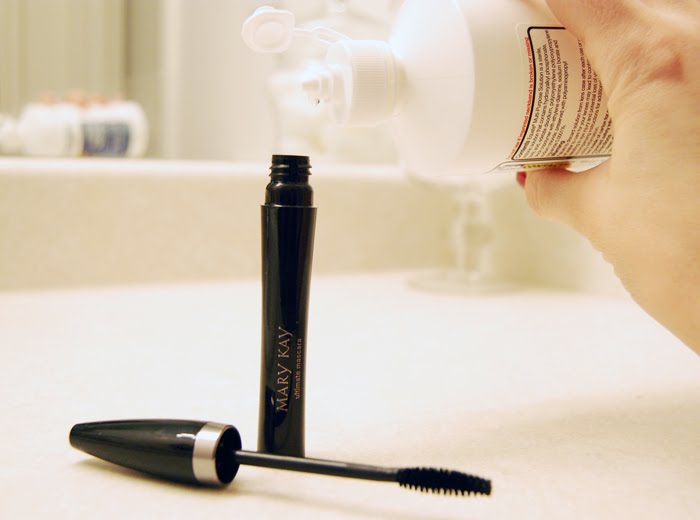 Saline Solution For Dry Mascara