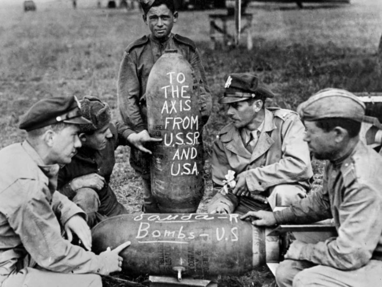 WWII bomb writing (www.bedtimez.com)