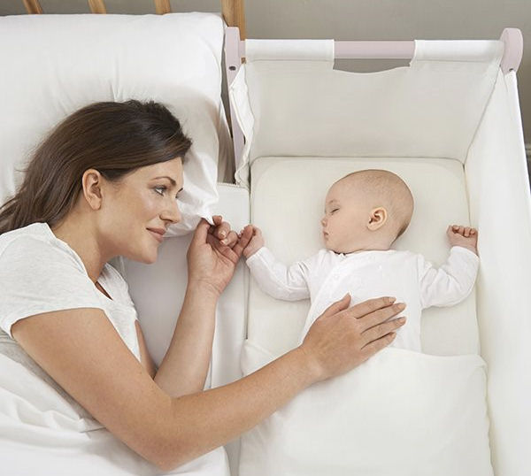 Sleeping Next To Your Baby Is Better Than Sharing A Bed