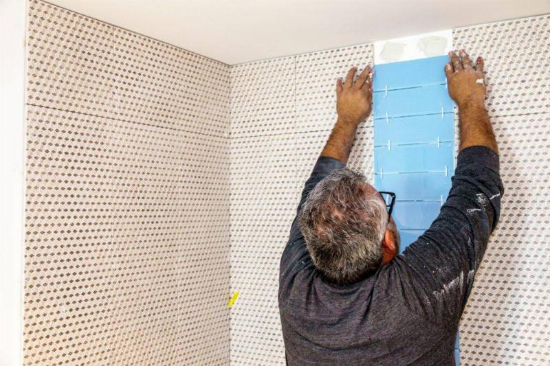 Cleaning Grout With Toilet Bowl Cleanser